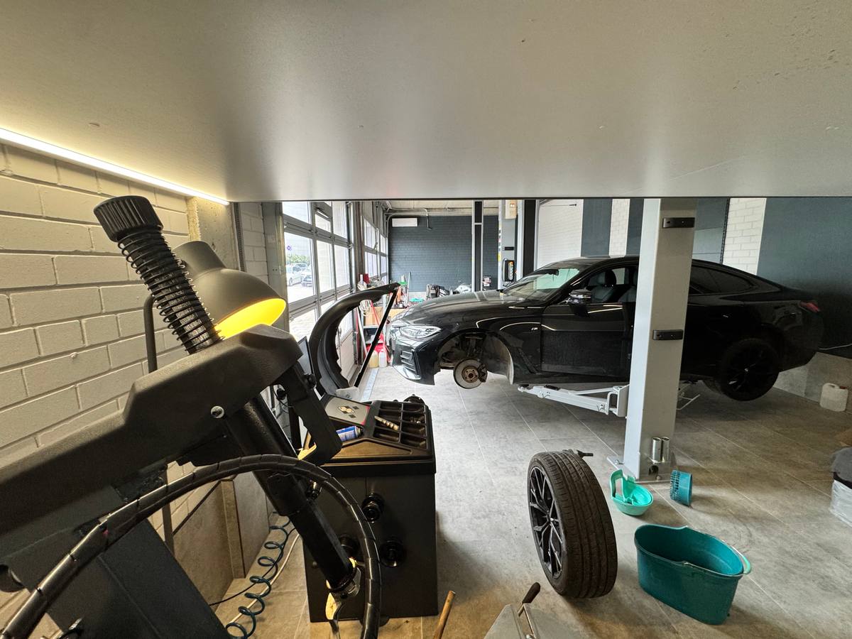 Per daugiau nei 15 metų automobilių remonto srityje teko matyti visko.