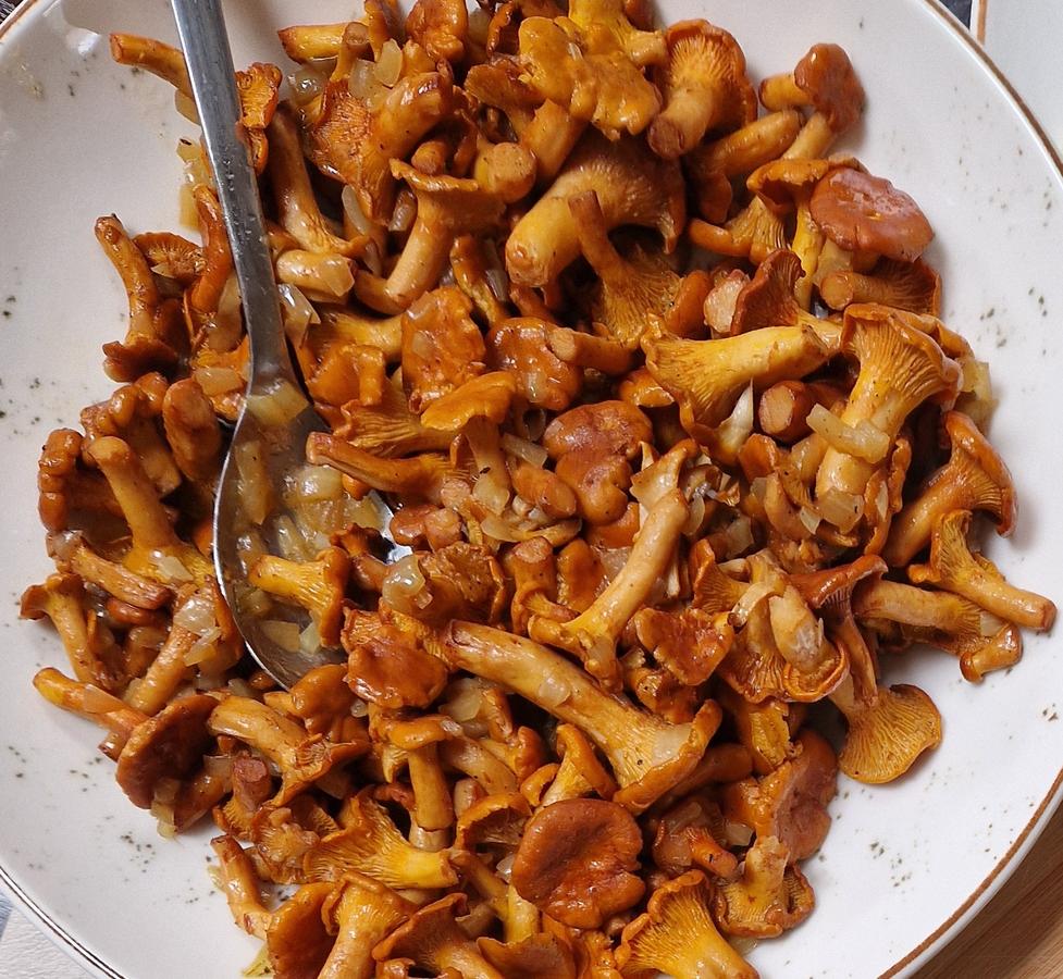 Golden Harvest: Sautéed Wild Chanterelle Mushrooms